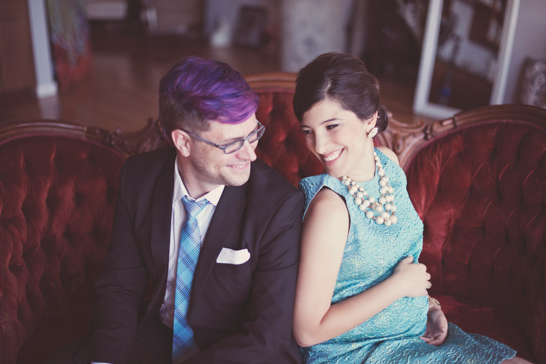 A 1960s Vintage Inspired Maternity Shoot