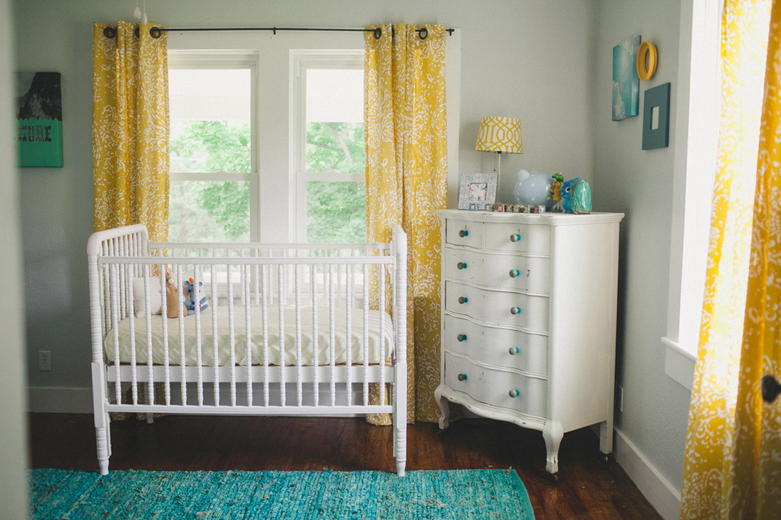 Bennett's Newborn Portraits and Cheerful Nursery