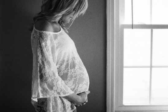 Gorgeous home maternity session