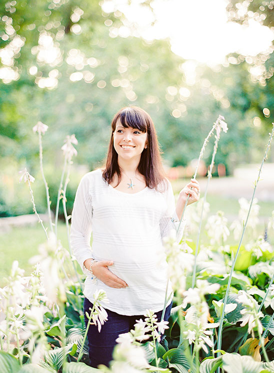 Maternity photos captured at the same spot where her husband proposed
