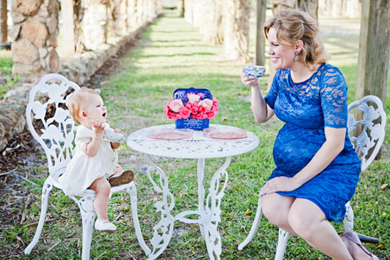 French Garden inspired mother-daughter maternity portraits