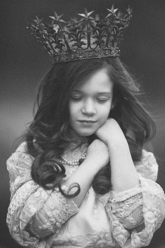 Stunning "Hail to the Queen" Child Portraits