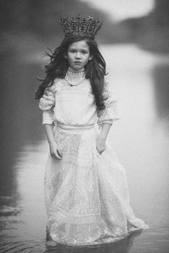 Stunning "Hail to the Queen" Child Portraits
