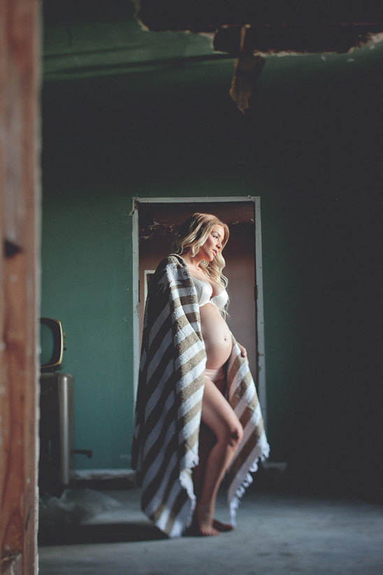 Beautiful Boudoir Maternity Session