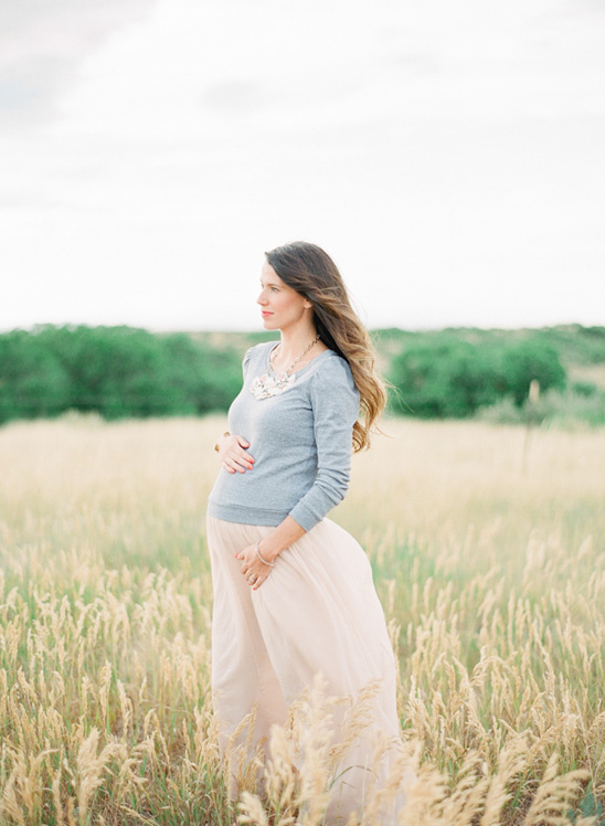 Beautiful Film Maternity Shoot in the Mountains
