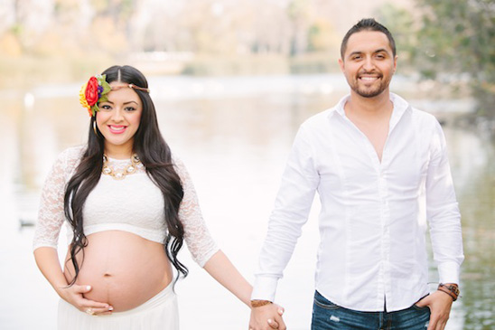 Beautiful Maternity Shoot Inspired by Mexican Culture