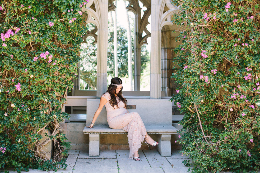 A Light, Airy Maternity Session with Bohemian Touches