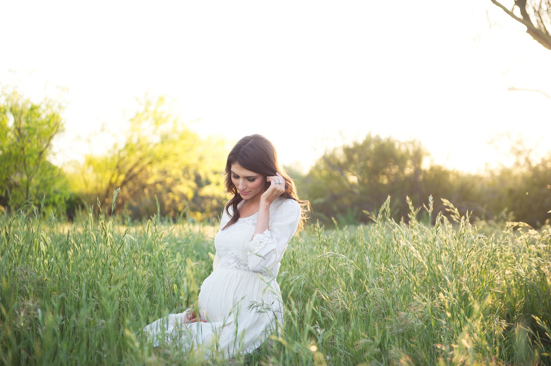 Beautiful Spring Maternity Shoot in Arizona