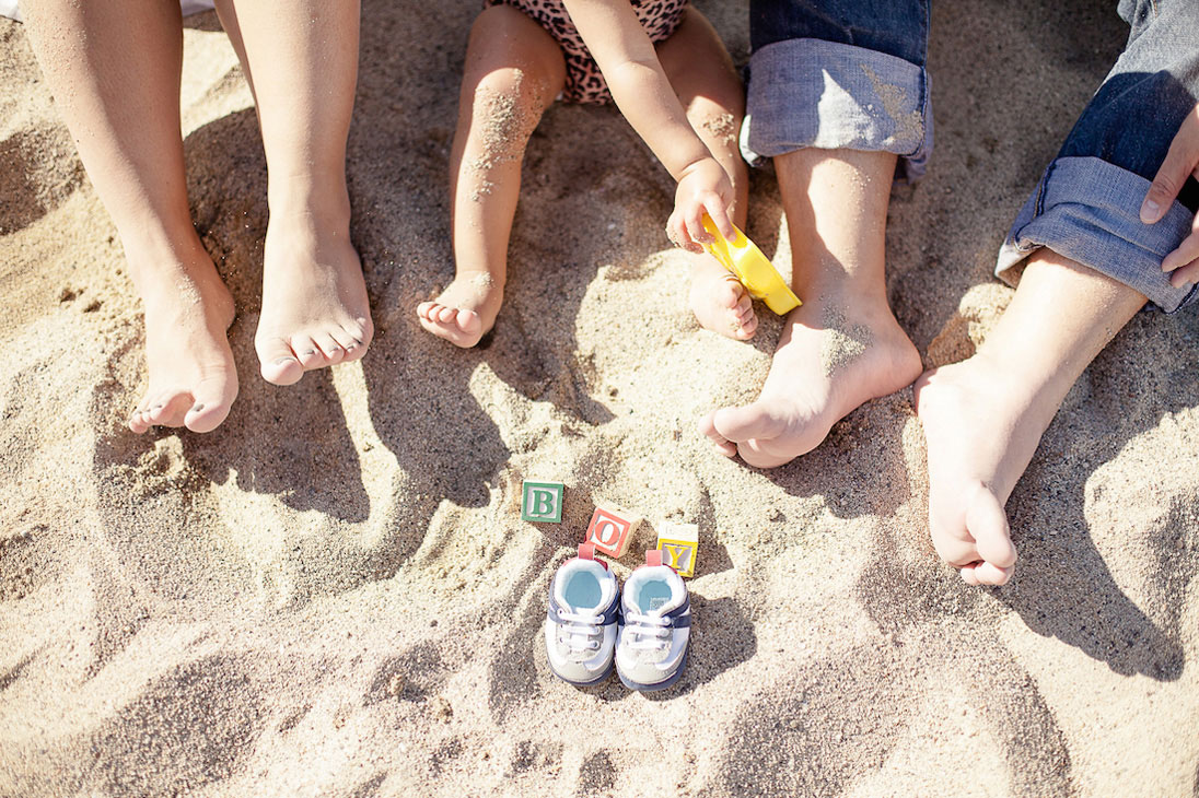 Family Maternity Session at Redondo Beach