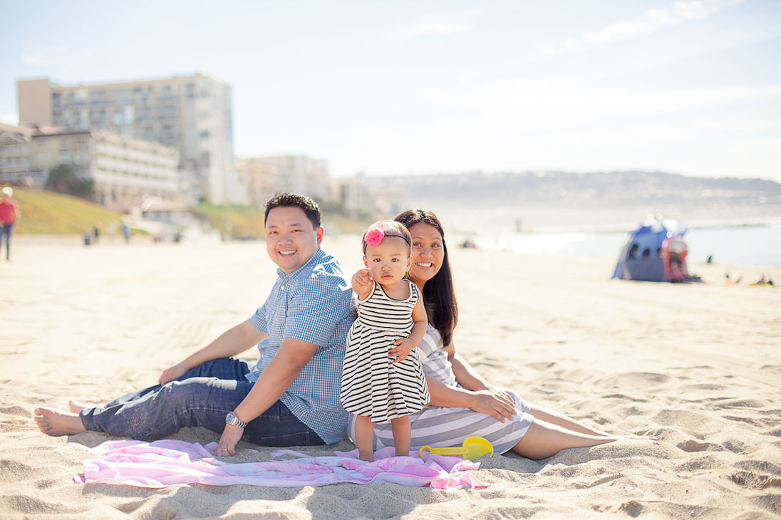 Family Maternity Session at Redondo Beach