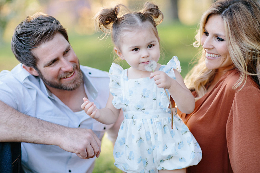 Adorable Family Portraits in the Park