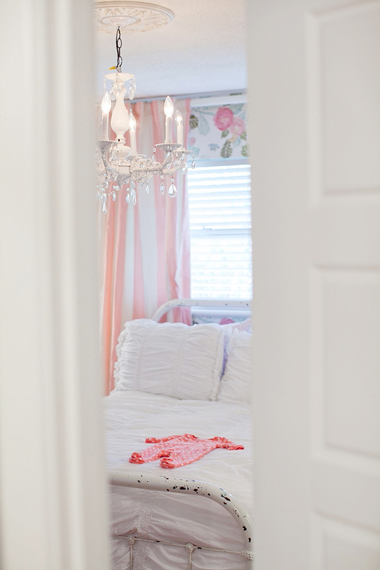 A Sweet Nursery and Lifestyle Newborn Session
